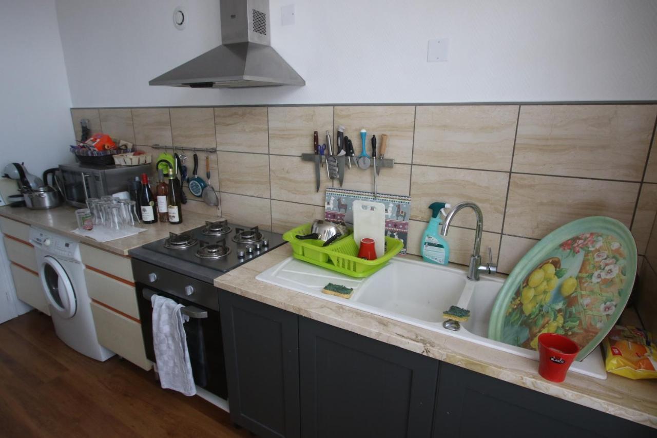 Super Appartement Avec Belle Luminosite En Plein Centre Ville De Sisteron Zewnętrze zdjęcie